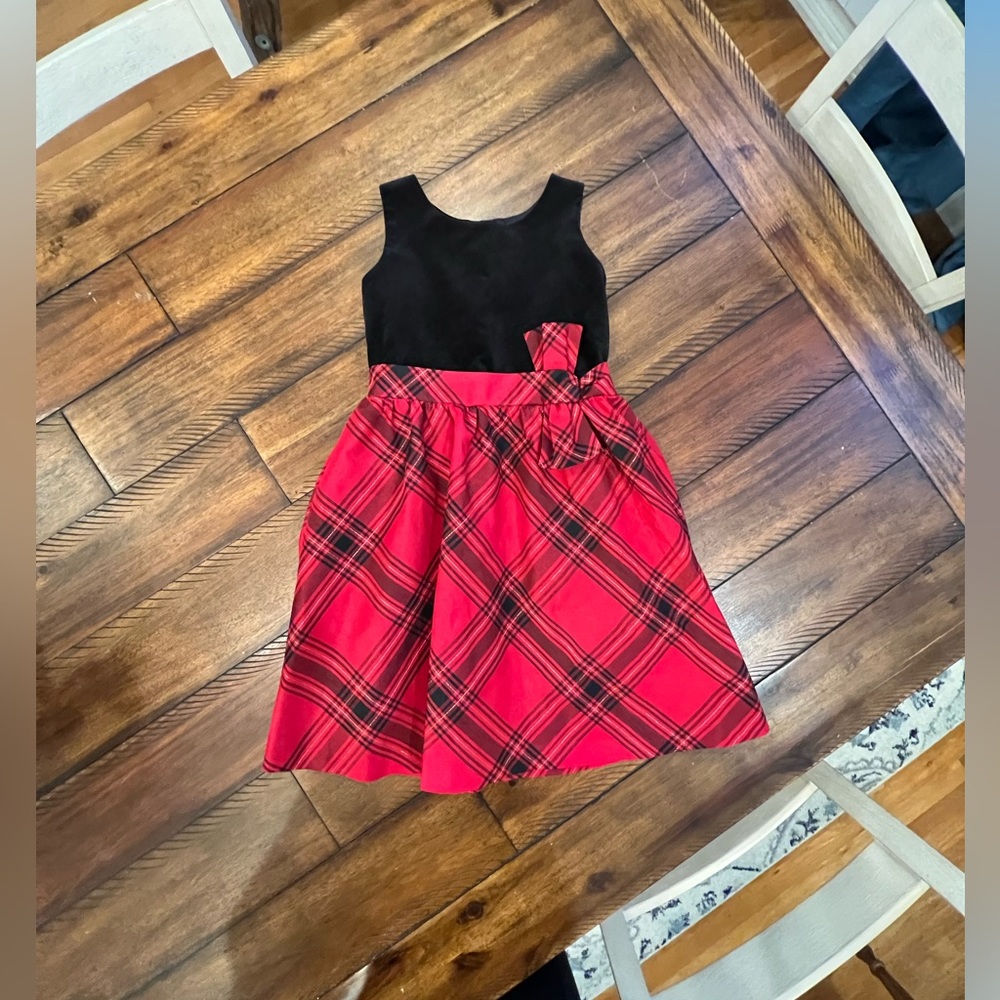 Girls dress